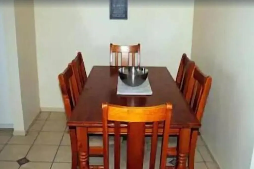 Apartment Comfy Unit In Palm Gables Palm Beach! Gold Coast
